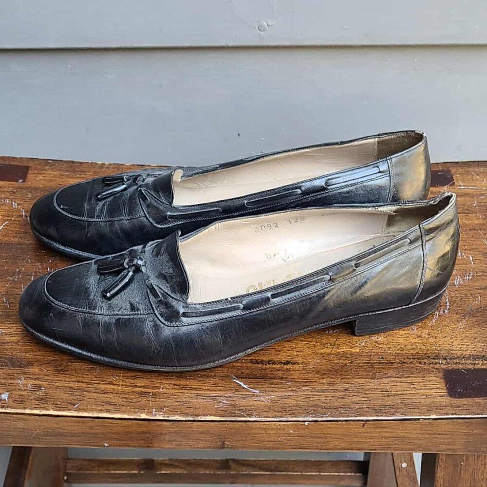 Salvatore Ferragamo Black Tassel Leather Loafets size 7 1/2 B